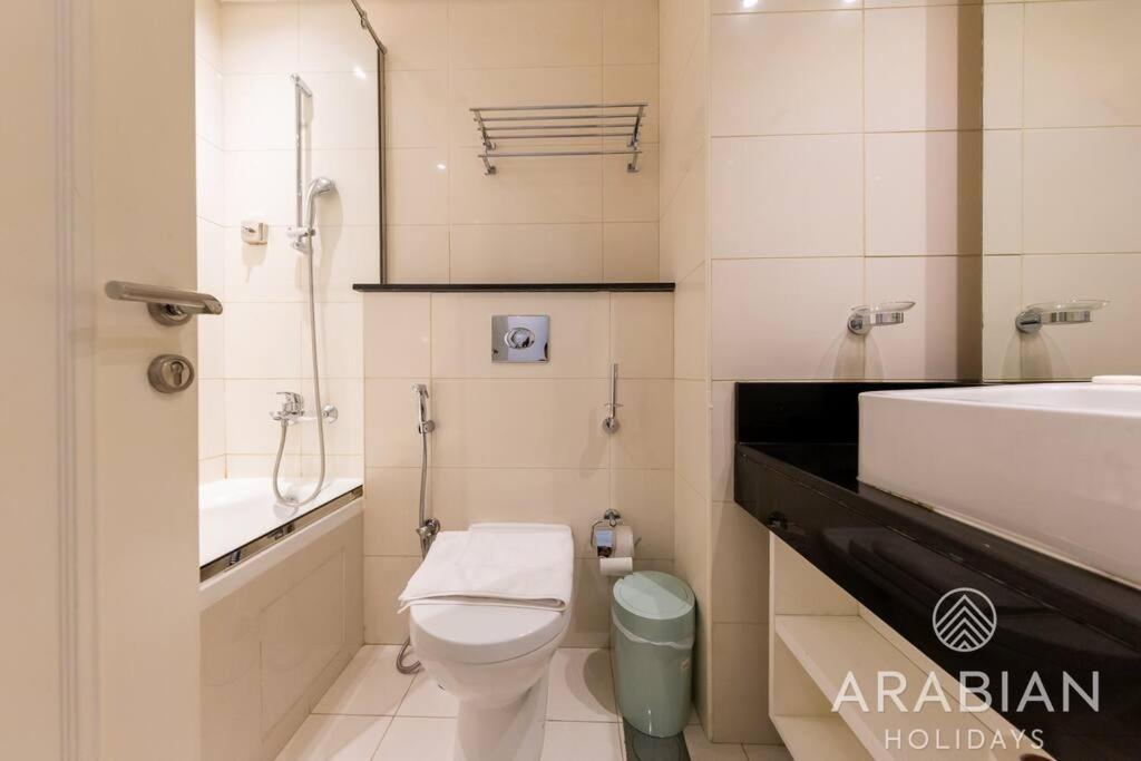 Contemporary Spacious In Business Bay * Dubai